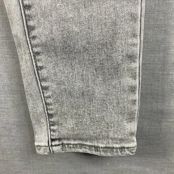 Women’s Levi’s 721 High Rise Skinny Jeans in Gray Size 28 - Picture 4 of 8